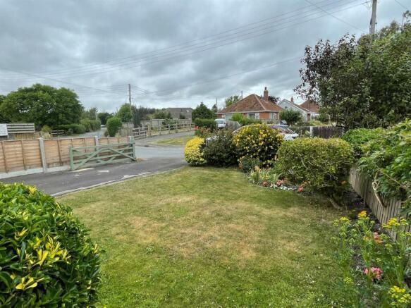 Front garden.jpg