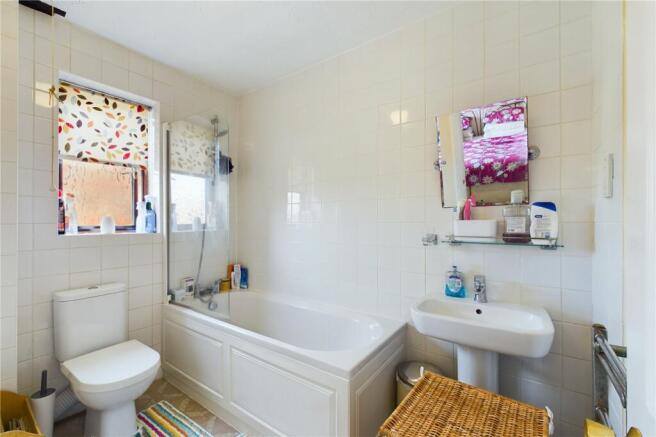 En-Suite Bathroom