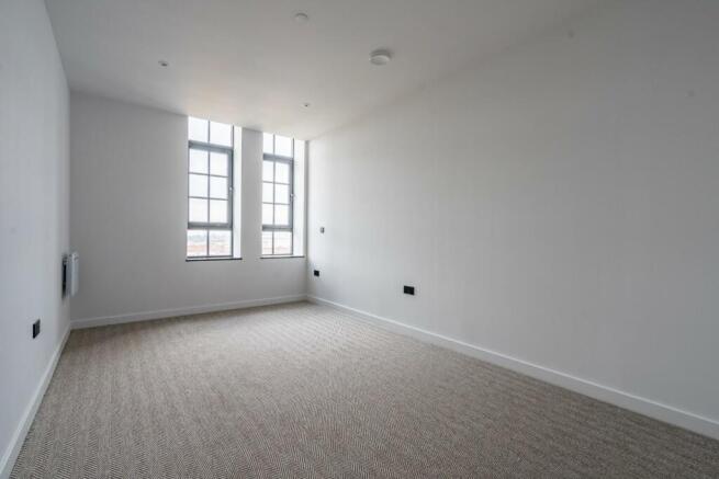 2 bed Apartment for sale Image 6