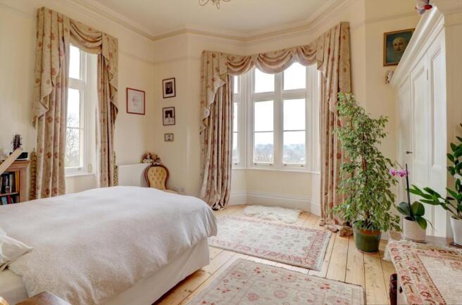 Bedroom 1.JPG