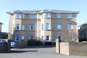 1, 9 Grosvenor Court, Broadway, Sandown PO36 9DQ
