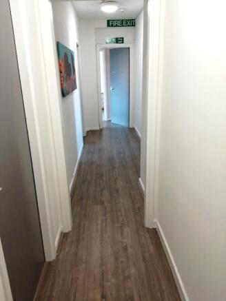 1PA Hallway.jpg