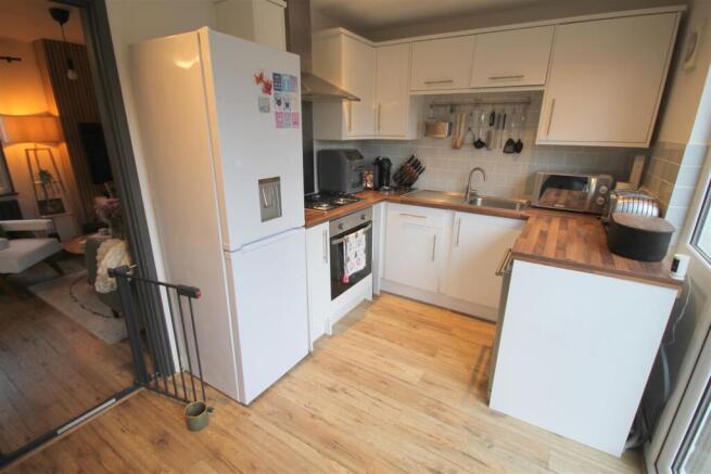 VCL Kitchen iii.JPG
