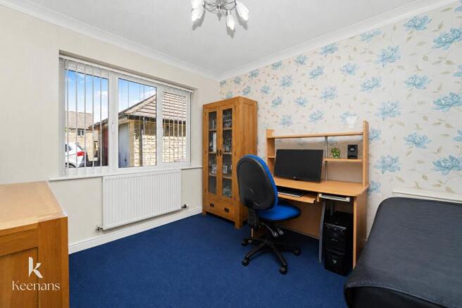 4 bed Detached for sale Image 11
