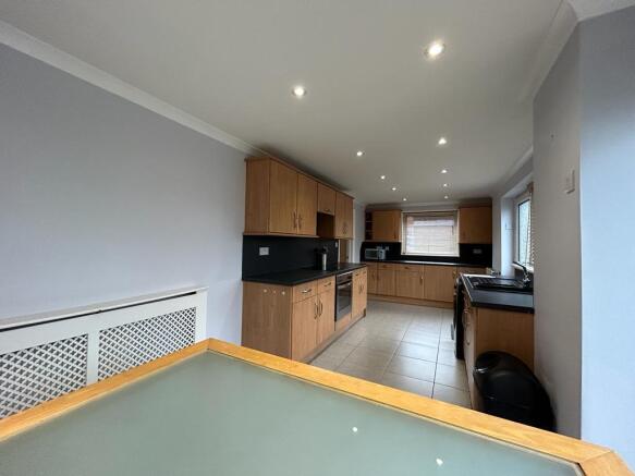 23 Lime Kiln Kitchen Diner 2nd view.jpg