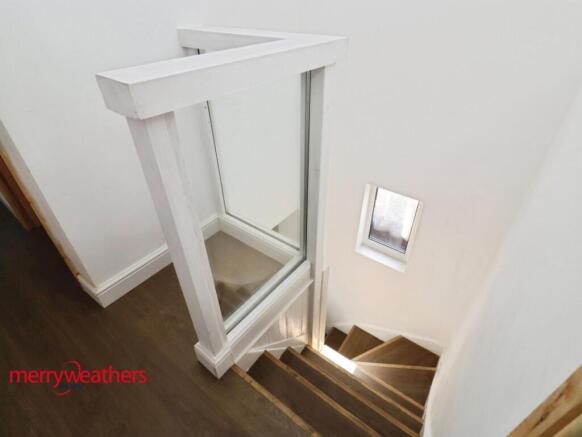 3 bed Terraced for sale Image 9