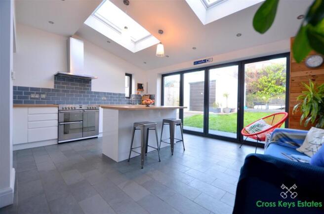 Kitchen/Breakfast Room