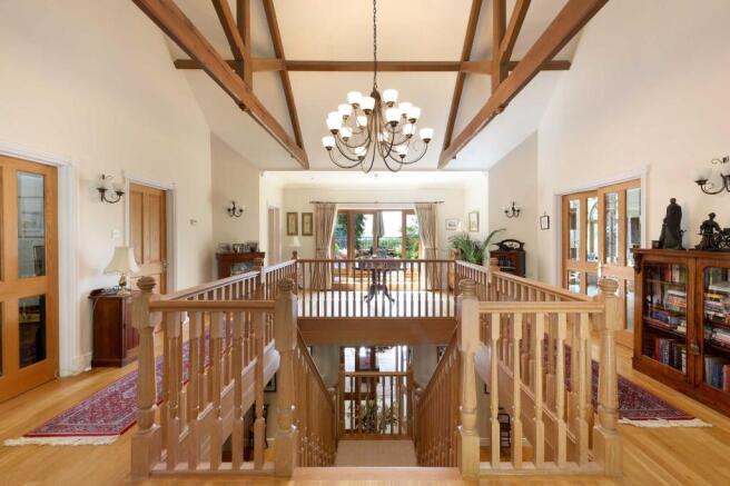 Manor Road, Penn, Buckinghamshire, HP10 photo 4