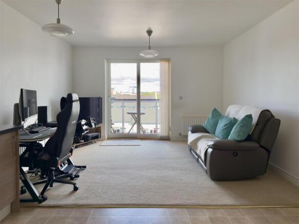 Open Plan Living/Dining/Kitchen