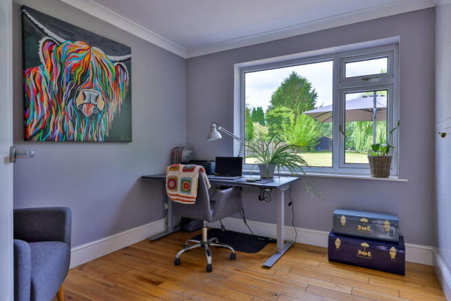 4 bed Detached for sale Image 12