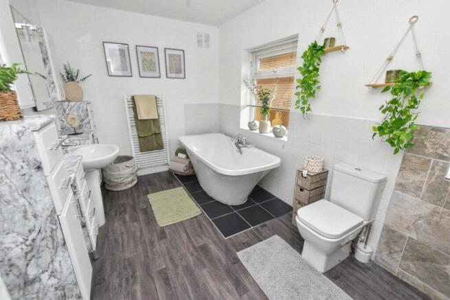 2 bed Semi-Detached for sale Image 9