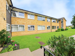 14, Isenhurst Court, Streatfield Road, Heathfield TN21 8LJ