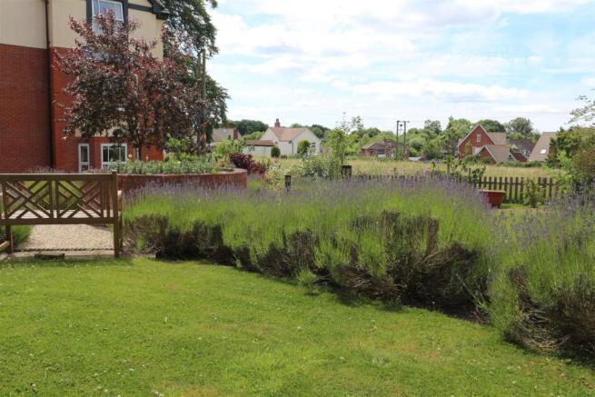 COMMUNAL GARDENS