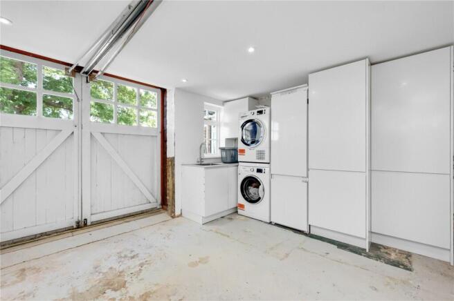 Garage / Utility
