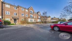 6, 101 Pemberton Court, Southbury Road, Enfield EN1 1PL