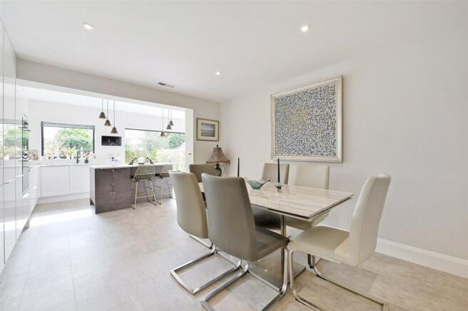 Kitchen/Dining