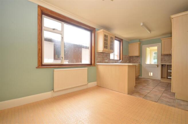 Kitchen/Breakfast Room