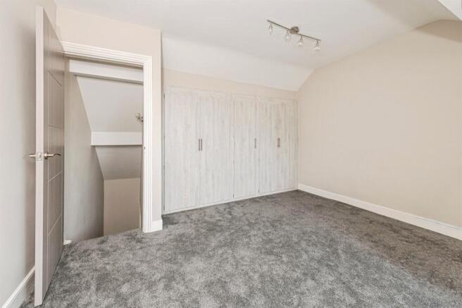 2 bed Terraced for sale Image 8
