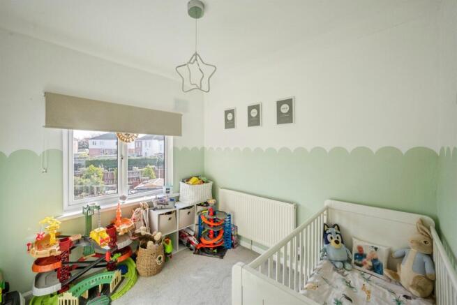 3 bed Semi-Detached for sale Image 11