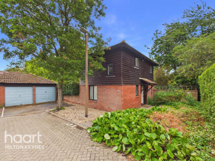 Kemble Court, Downhead Park