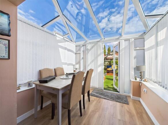 Pevensey Place Kingsway, Quedgeley, Gloucester, Gloucestershire, GL2 photo 4