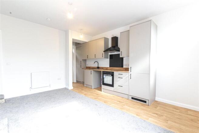 2 bed Terraced to rent Image 9
