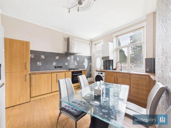 3 bed Terraced for sale Image 7