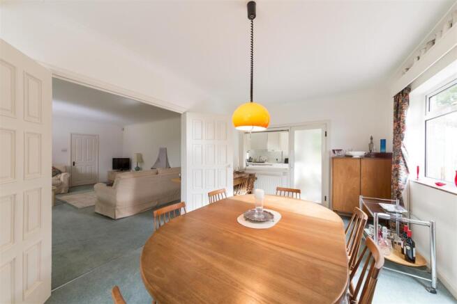 9 Manor Way (10 of 2