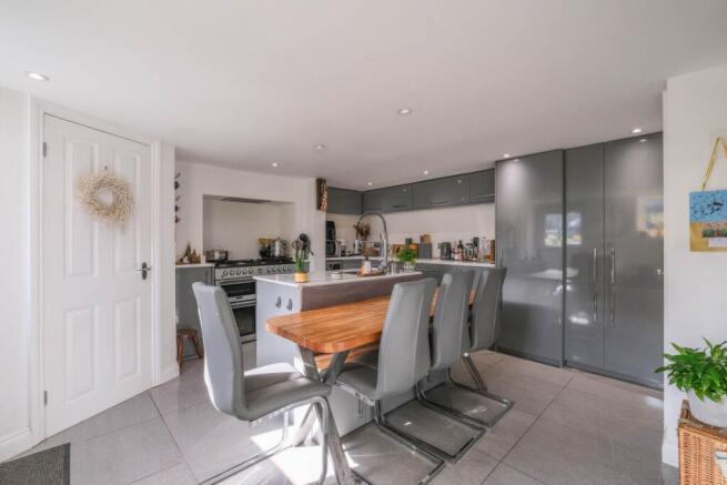 2 bed End of Terrace for sale Image 8