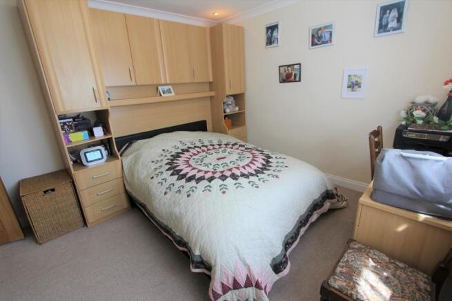 Bedroom 1.JPG