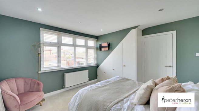Bedroom 2 (rear)