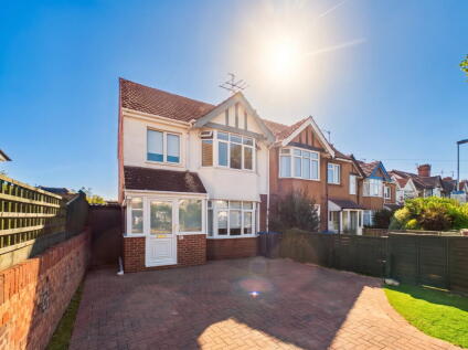Pavilion Road, Worthing, BN14 7EE