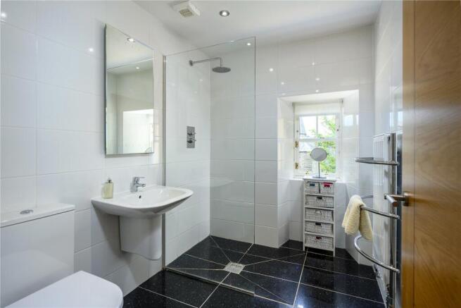 Bedroom 2 Ensuite