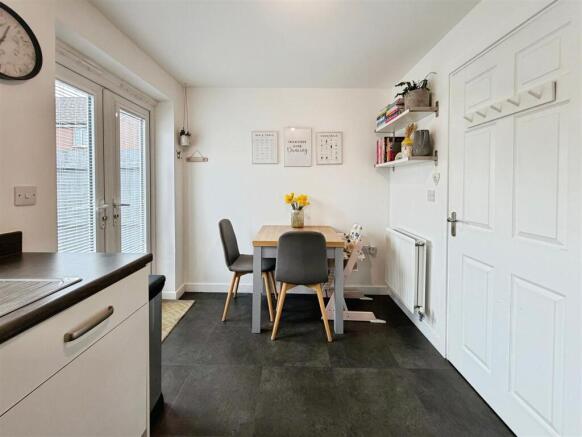 591d9586--4230-A225-DE965116A4D1-16548-000006CEF24