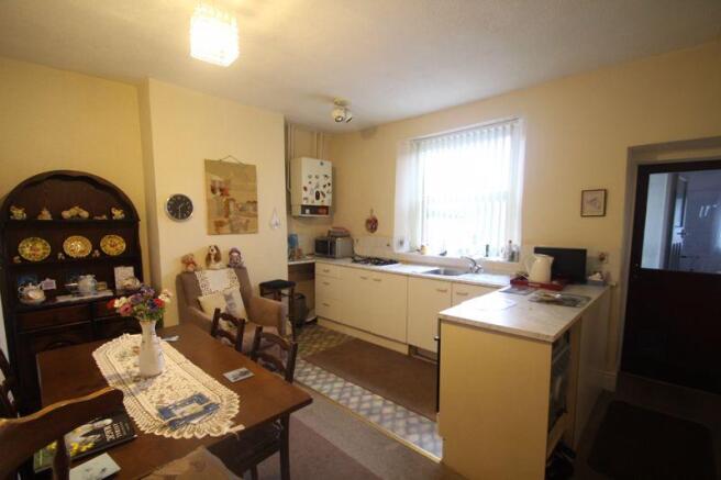 Kitchen/dining...