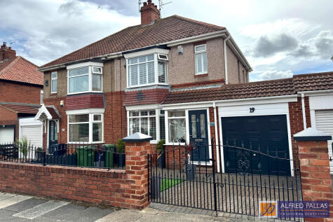 Wearmouth Avenue, Off Newcastle Road