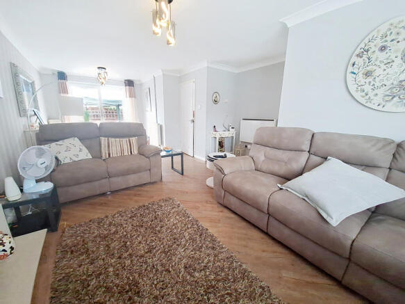 Lounge 1 1