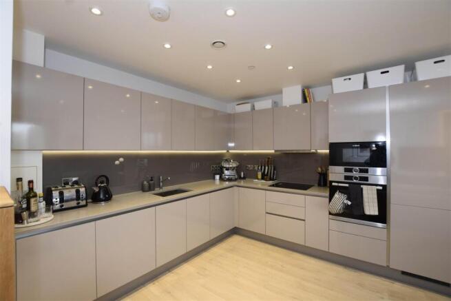 Kitchen area.jpg
