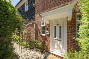 6, Meadow Close, London E4 7LD