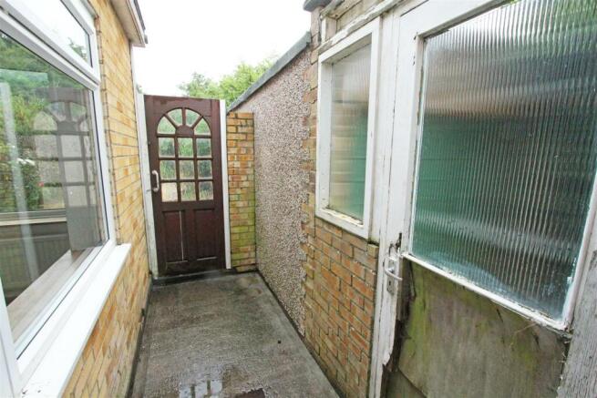 IMG_0184 garden doors.jpg