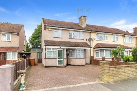Broomfield Rise, Abbots Langley, WD5