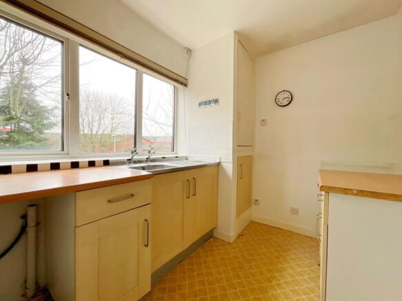 Apartment 6 Silverdale Court, 184 Scarisbrick New Road, Southport, PR8 5HL photo 4