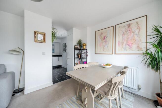 Limerick Close, Balham, London, SW12 photo 4