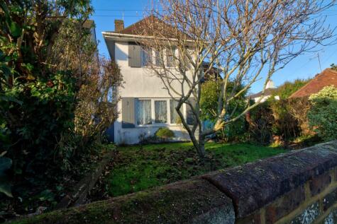 Half Moon Lane, Worthing, BN13