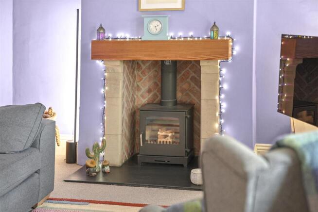 2 bed Semi-Detached for sale Image 7