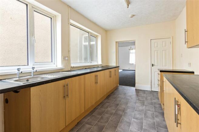 Kitchen (2)