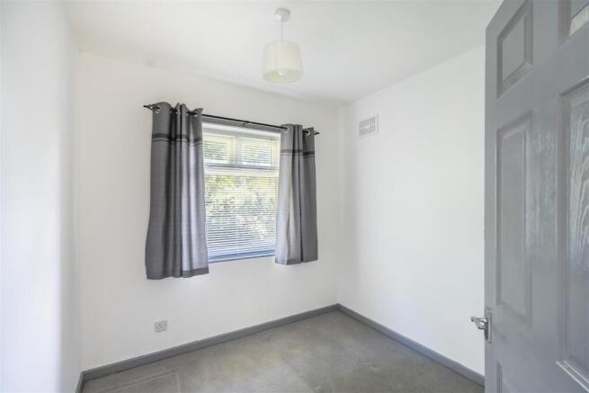 3 bed End of Terrace to rent Image 8