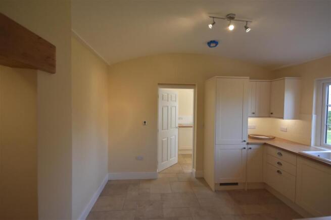FURTHER VIEW DINING KITCHEN