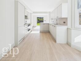 7 Ground Floor Flat, Bellwood Road, London SE15 3DE