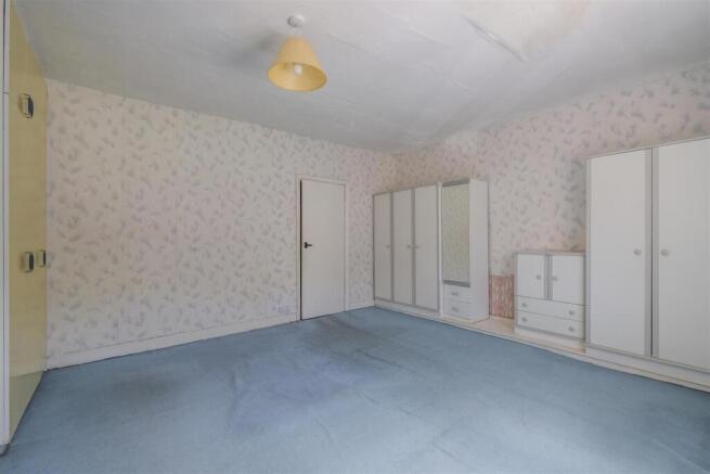 2 bed Terraced for sale Image 8
